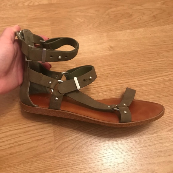 1. State Channdra Gladiator Sandal - Picture 6 of 8